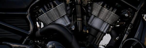 Reducing crankcase pressure